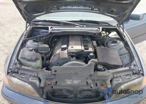 2002 BMW 325I z USA, uszkodzony, nr VIN WBAET374X2NG70829